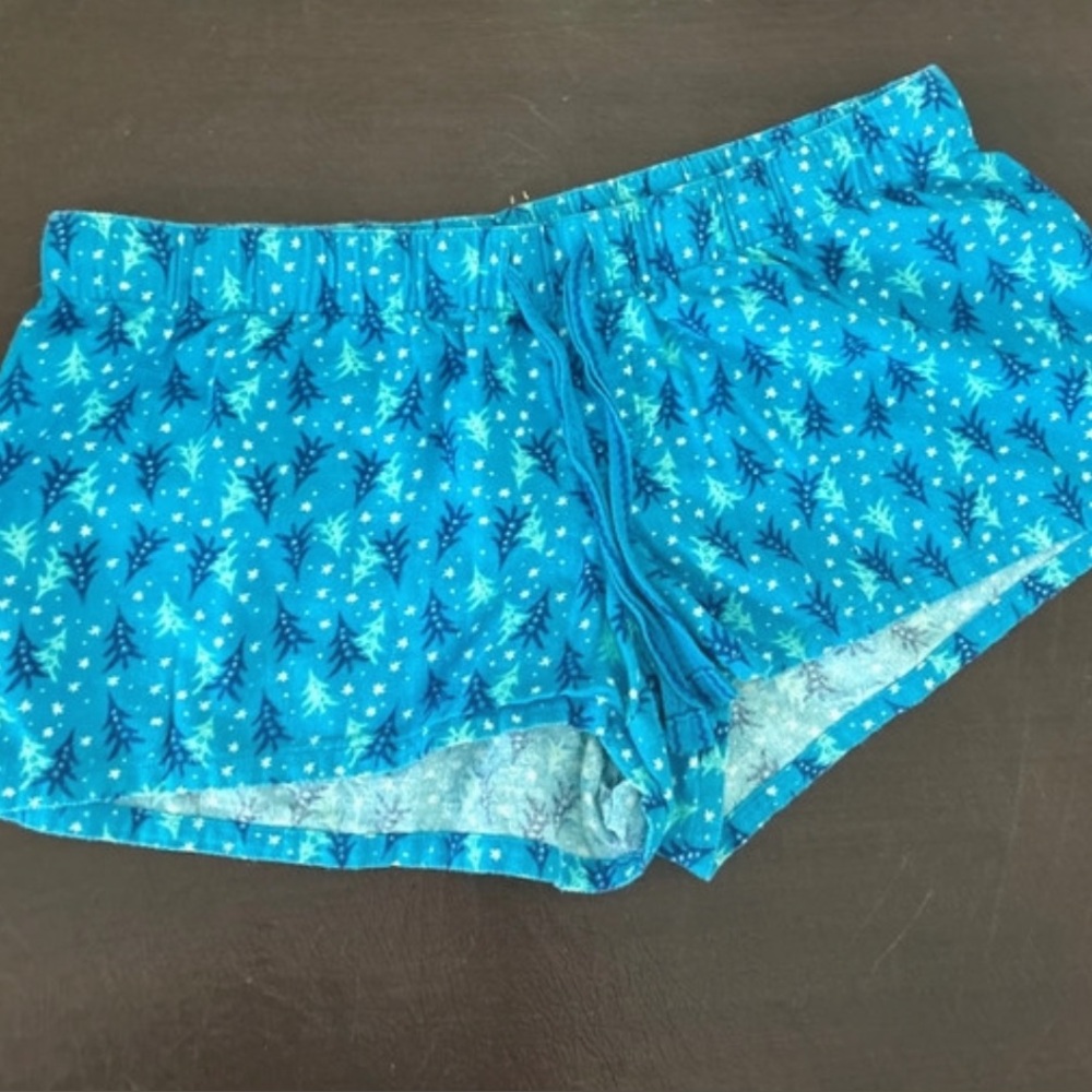 SALE ☀️ Xhilaration Winter Trees Design Sleep Shorts Cotton Blend